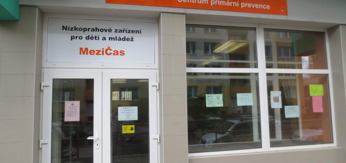 Centrum primární prevence Magdalena o.p.s.  v ulici Na Bezděkově 2004 v Benešově