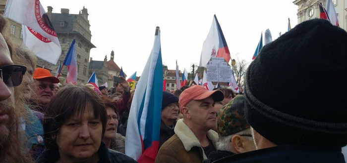 Účastníci sobotní demonstrace Hnutí Úsvit a Bloku proti islámu.