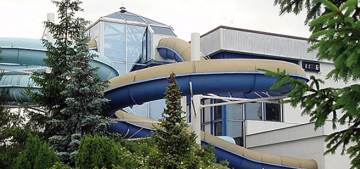 Příbramský aquapark je zastaralý a Příbramáci jezdí za vodními hrátkami do jiných měst. Radnice už i z tohoto důvodu chystá nákladnou modernizaci