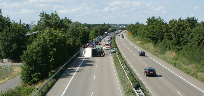 Zdržení čekejte u Slaného na výjezdu směrem k Mělníku