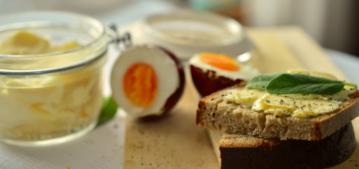 Na chleba s vajíčkem, výborná kombinace!