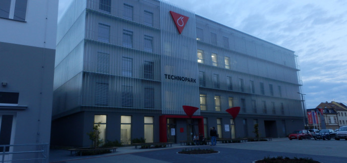 Technopark Kralupy se stavěl na místě bývalého parního mlýna v letech 2013- 2014