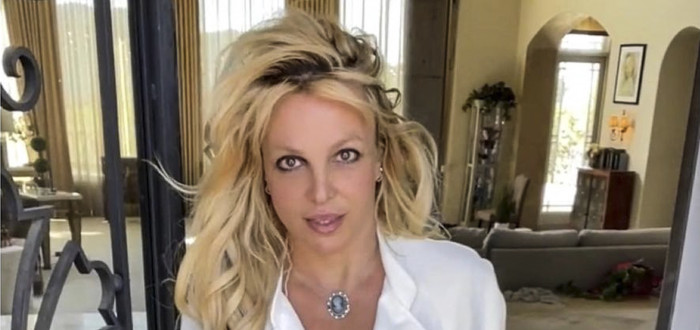Britney Spears by podle svých fanoušků měla vyhledat odbornou pomoc