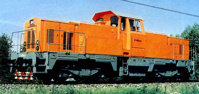 Hybridní lokomotiva TA 436.0501 z lokomotivky ČKD Praha při zkouškách na okruhu ve Velimi