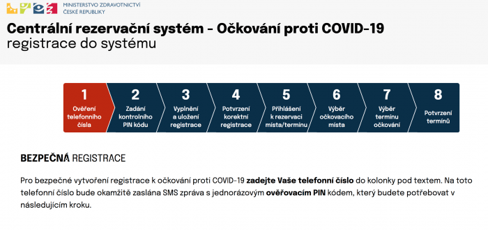 Senioři mají smůlu, na termín na očkování si musejí počkat