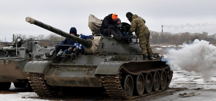 Tank, který byl vyvinutý ještě za druhé světové války, se vrací na ukrajinská bojiště