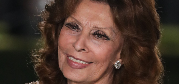 Sophia Loren se blíží k úctyhodnému jubileu a na svůj věk vypadá naprosto neuvěřitelně, pomáhá jí k tomu pozitivita