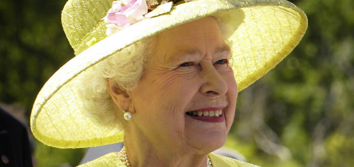Královna Alžběta slaví 95 let. Jaká je její budoucnost v roli královny? 
