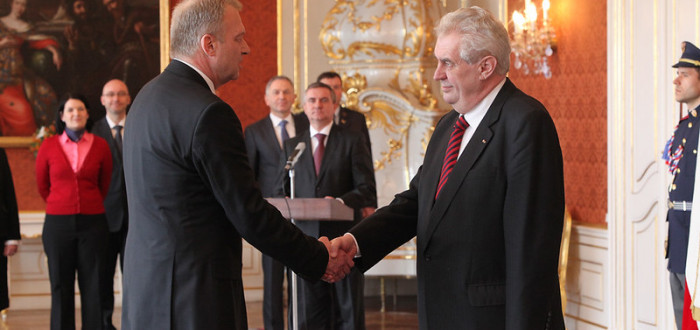 Miloš Zeman patřil spolu s Václavem Klausem do éry egomaniaků, kterým šlo výhradně o vlastní prospěch, nikoliv občanů
