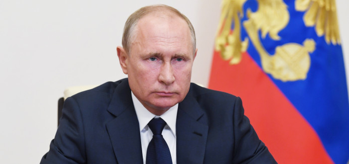 Putin je zahnaný do kouta a řeší krizi gigantických rozměrů