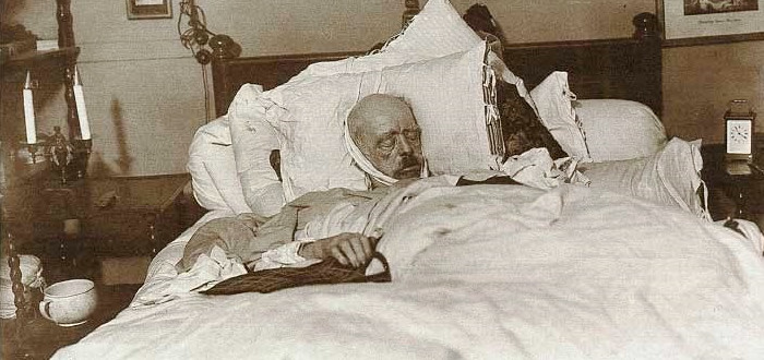 První „paparazzi“ fotografie - Otto von Bismarck na smrtelné posteli