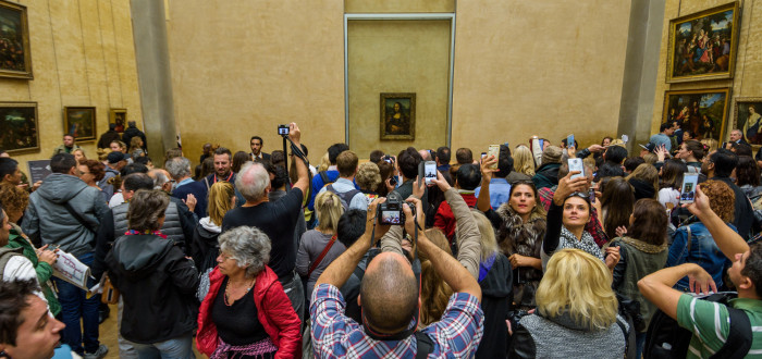 Muzeum Louvre v Paříži je nejnavštěvovanějším muzeem na světě