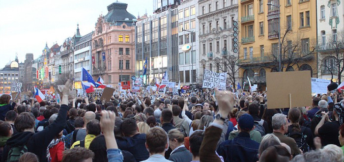 Pokud by by byla generální stávka vyhlášena, mohla by se ČR následně zmítat v nekončících demonstracích