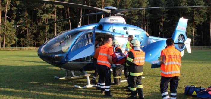 Vážné zranění kojence si vyžádalo letecký transport do nemocnice. Ilustrační foto