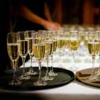 Šampaňské často pijeme jen na oslavu, přitom se výborně hodí i k jídlu!