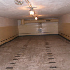 Kóje na jaderné hlavice v podzemí bývalých sovětských kasáren v Brdech. Nyní je tam muzeum mapující jaderný program