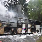 Z autobusu nezůstalo skoro nic