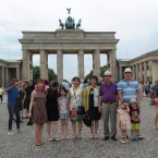 Vietnamská rodina na dovolené v Berlíně.