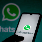 Za používání neoficiálních aplikací WhatsApp hrozí sankce