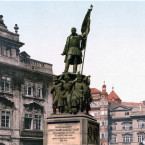 Pomník polního maršála Radeckého stál na Malostranském náměstí