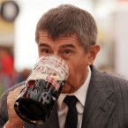 Babiš ví, jak zaujmout Čechy milující pivo