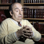 Během svého života Neruda zastával mnoho diplomatických funkcí a působil jako senátor za chilskou komunistickou stranu