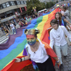 Průvod Prague Pride zažil podivné útoky
