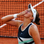 Česká tenistka Barbora Krejčíková si střihne dva finálové zápasy na jednom grandslamu