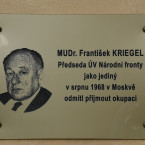 František Kriegel měl pozoruhodný život – nejprve pomáhal budovat komunistický režim, aby po roce 1968 stanul v opozici vůči normalizačnímu režimu a podepsal Chartu 77