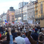 Předseda strany PRO Jindřich Rajchl se představil na proruské demonstraci na Václavském náměstí