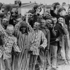 Osvobození vězni vzali pomstu do rukou a nacističtí tyrani neměli šanci na únik