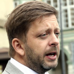 Vít Rakušan je od října 2017 poslancem, od roku 2019 předseda hnutí STAN, od roku 2012 zastupitel Středočeského kraje. V letech 2010 až 2019 byl starostou Kolína