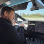 Kadyrovovi se elektrický Cybertruck hodně zamlouval