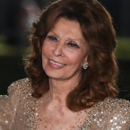 Sophia Loren se blíží k úctyhodnému jubileu a na svůj věk vypadá naprosto neuvěřitelně, pomáhá jí k tomu pozitivita