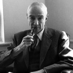 Robert Oppenheimer nesl celý život nálepku otce atomové bomby. Po válce však zažil krutou morální kocovinu