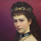 Sisi byla jistě krásná, ale jednoduchý život s ní František Josef I. neměl. Její svobodomyslná duše se nenechala tak docela svázat protokolem