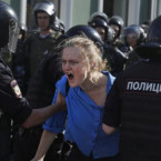 Demonstrace v Rusku zvedají ze židle i stovky ruských vědců
