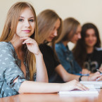 Každodenní stres, jestli uspějí, může prý děti motivovat