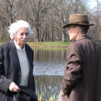 Skutečný vztah Einsteina a Oppenheimera byl srdečný, ale velmi komplikovaný