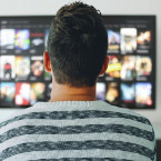 Pro sledování internetových televizních kanálů je ideální příležitost