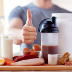 Se zrychlením vašeho metabolismu vám pomůže mimo jiné i vysoký obsah bílkovin ve stravě