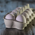 V EU platí povinnost označování prodávaných vajec typem chovu, zemí původu a registračním číslem hospodářství